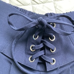 美品紺色パンツの画像