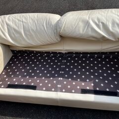アクタス　レザーソファー　ムスタリング社の画像