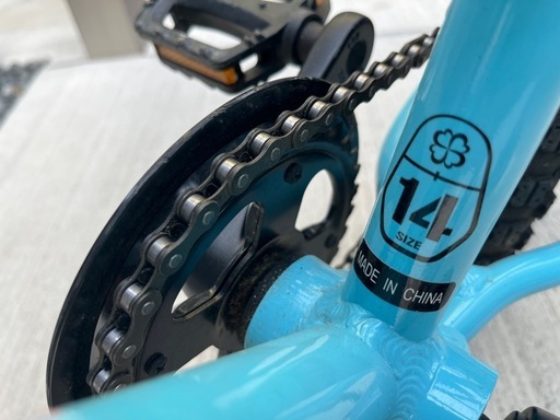 ヨツバサイクル14インチ 補助輪あり ラムネブルー