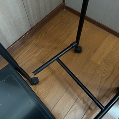 ハンガーラックの画像