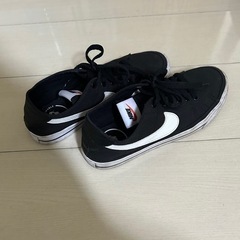NIKE スニーカー
の画像