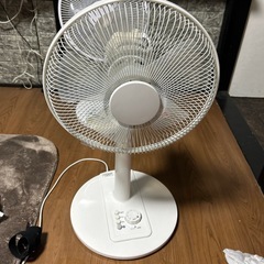 30cmリビング扇風機 ニトリ KJF-35T  2020年製