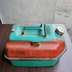 ガソリン携行缶の画像