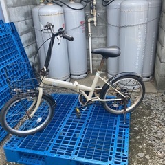 ミニ自転車　折りたたみ自転車　後輪パンク　サビあり