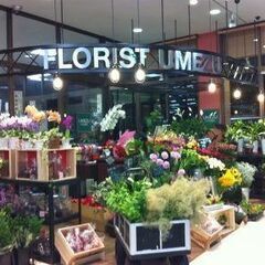 生花の製作・店頭接客スタッフ※シフト相談可【経験者優遇】