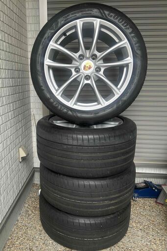 大幅値下げ！！ポルシェ パナメーラ　19インチ 　ホイールセット バリ山　ガリ傷なし