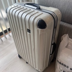 スーツケース　キャリーバッグ　