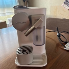 ネスプレッソ　ラティシマ　ワン　プラス