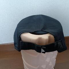 adidas AEROREADY 黒キャップの画像