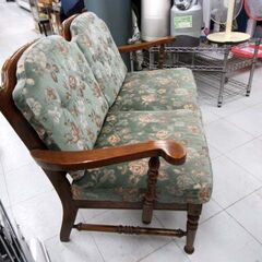 2人掛けソファ 幅116×奥行69×高さ81cm グリーン系 木製フレーム レトロ 2P 家具 長椅子 苫小牧西店の画像