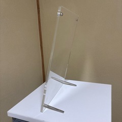 【値下げしました】
アクリルクリアフレーム　ポップ立て　A4サイズ用の画像