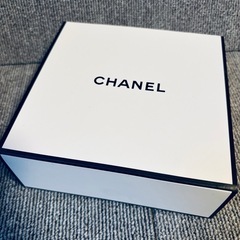 CHANEL 包装箱