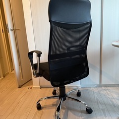 美品:オフィス仕様チェア（座面昇降可能）の画像