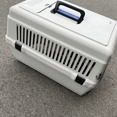 【台車貸出可能】ペットのゲージ