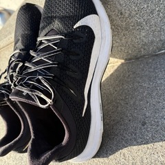 スニーカー　3足セット　NIKE アンダーアーマー　ベッド