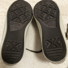 スニーカーの画像