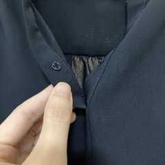【取引成立済】ネイビー ブラウス 半袖 ミッシェルクランの画像
