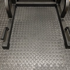懸垂機（チンニングマシン）の画像