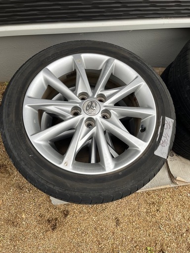 プリウスアルファノーマルタイヤ17インチ4本