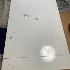 テーブル