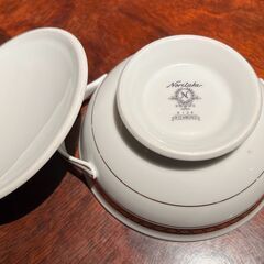 【美品】Noritake ノリタケ RICHMOND 6124 蓋付きスープボウル（蓋付き両手小鍋）金彩装飾／店舗改装・新築建て替えに伴い、装飾品・備品・家具を譲渡いたしますの画像