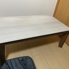 こたつ机 (コード有、布団無)