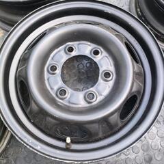 ハイエースなどに鉄チンホイール15インチの画像