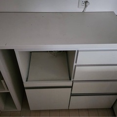 伸縮可能ニトリキッチンボード