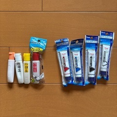 画材まとめ売り　アート用品セット　絵の具　筆の画像