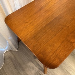 折りたたみ式ローテーブルの画像