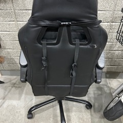 ゲーミングチェアの画像