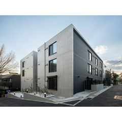 89800円で入居可🖌さらに翌月家賃0円🔥白基調で外観もオシャレ...