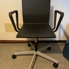 vitra .04 アーム付き