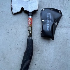 ハンドアッキス 斧 オノ カバー付 アウトドア まき割り キャン...