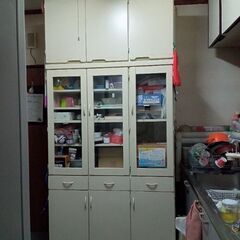 🔷【1000円】食器棚＆収納棚（転倒防止対策付き）{5月20日で...