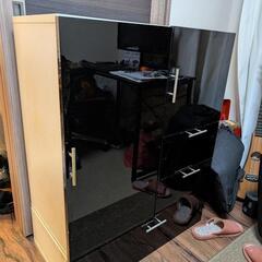 黒い本棚あげます
