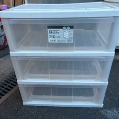 （決まりました）3段衣装ケース