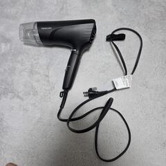 ヘアドライヤー中古　1年未満使用の画像