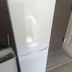 美品★23年製140リットル冷蔵庫