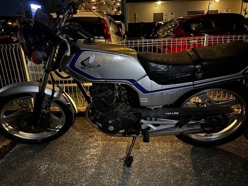 バイク HONDA CB125t