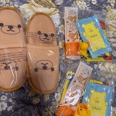 子供用室内スリッパとアメニティ　