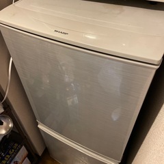 シャープ　冷蔵庫
