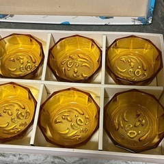 未使用品　琥珀色 八角形デザートボウル 6個セットの画像