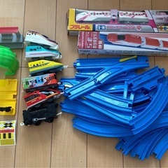 プラレール　レールと車両のセット