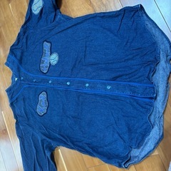 カールヘルム  シャツの画像