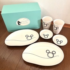 新品 未使用　ディズニー　ミッキーマウス　くつろぎ食器セット