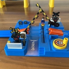 プラレール J-19 プラキッズサウンドふみきりセットの画像