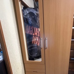 【最終価格】　ミラー付きクローゼット