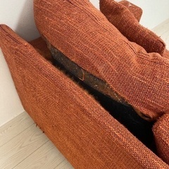 ●期限5/31●【0円譲渡】三人掛けソファ　布張　濃いオレンジ色の画像