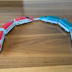 プラレール　S-03 E5系 新幹線 はやぶさ（連結仕様）、S-14 E6系 新幹線 こまち 連結仕様の画像